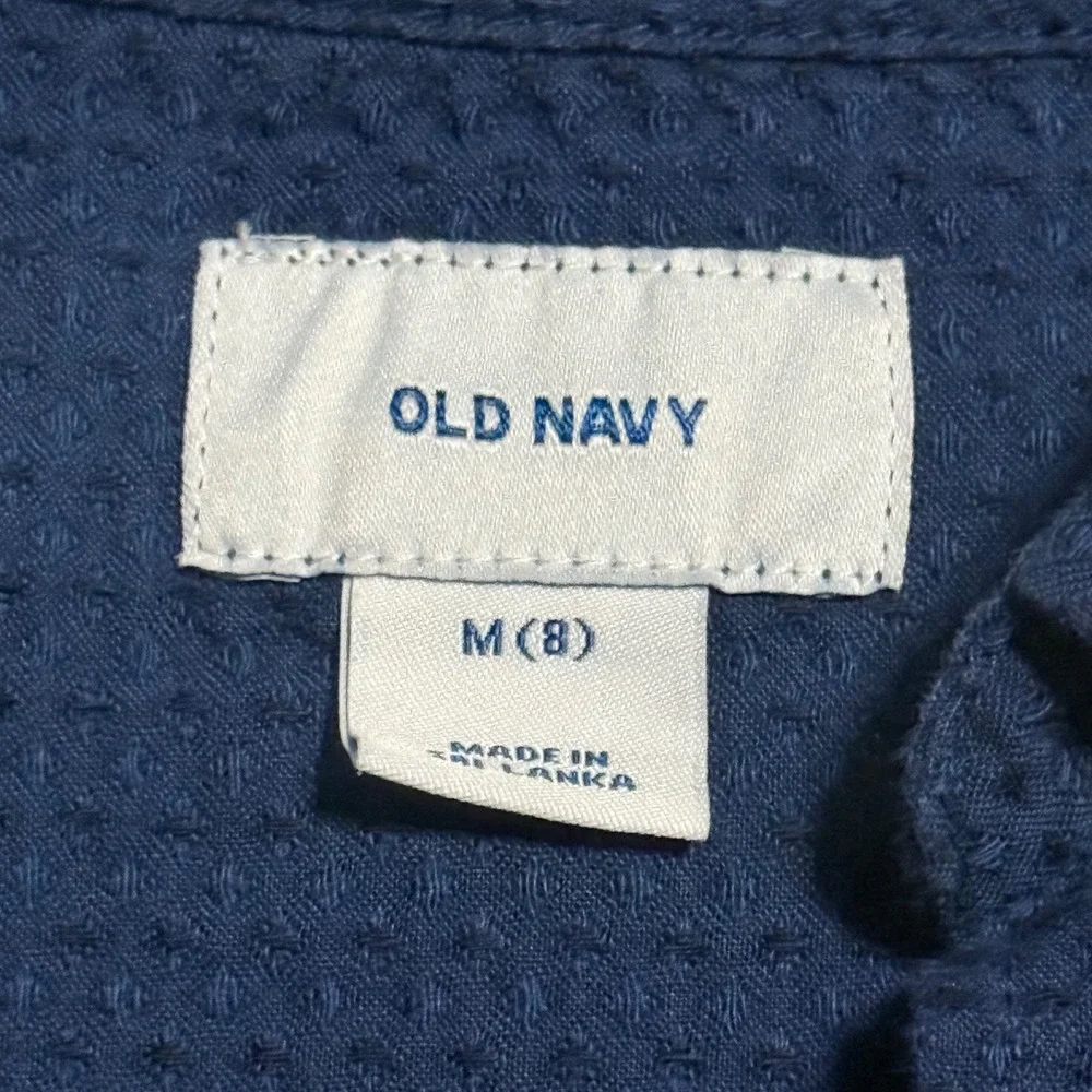 Old Navy button textured days